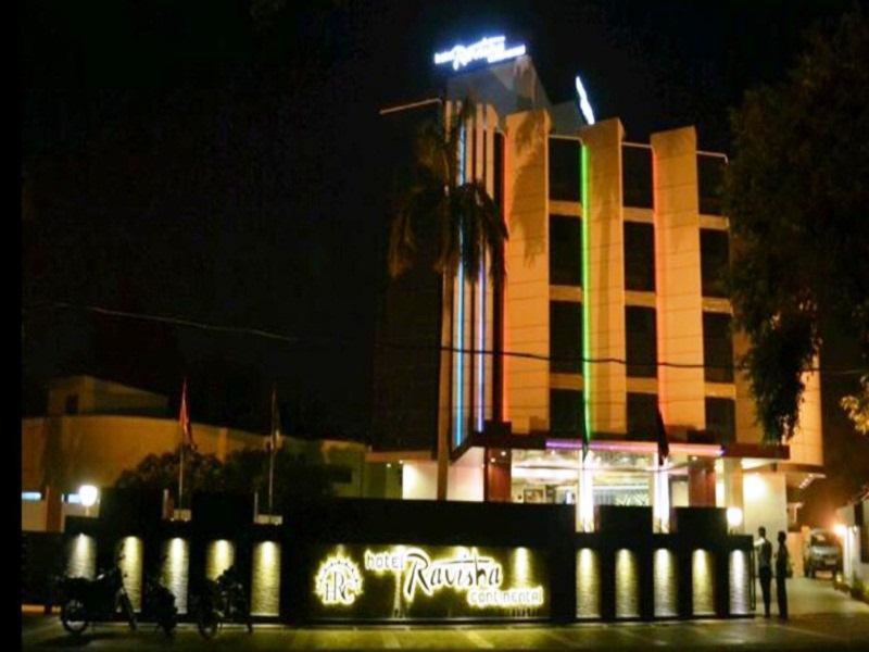 Hotel Ravisha Continental Allāhābād Junction Exteriör bild